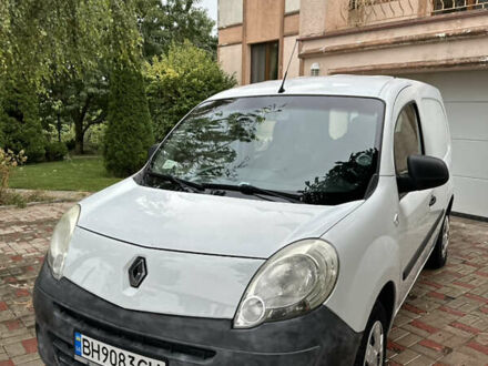 Белый Рено Кенгу, объемом двигателя 1.46 л и пробегом 252 тыс. км за 7100 $, фото 1 на Automoto.ua