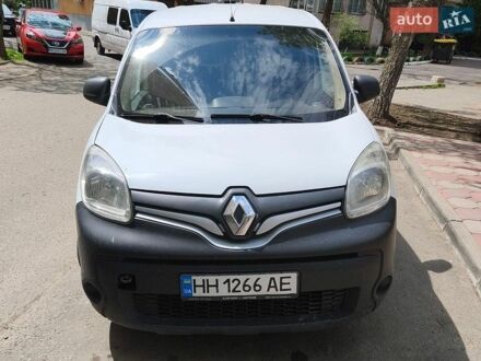 Белый Рено Кенгу, объемом двигателя 14.86 л и пробегом 264 тыс. км за 5900 $, фото 1 на Automoto.ua