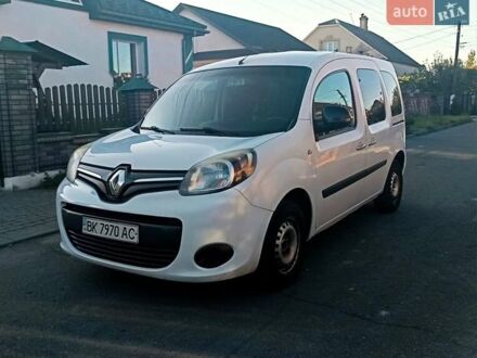 Рено Кенгу 2014 в Дубно на Automoto.ua Белый Рено Кенгу, объемом двигателя 1.46 л и пробегом 345 тыс. км за 8800 $, фото 1 на Automoto.ua