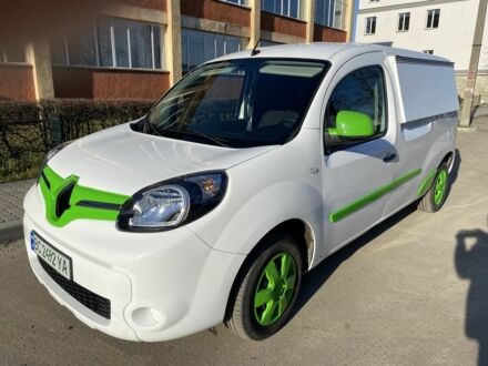 Белый Рено Кенгу, объемом двигателя 1 л и пробегом 60 тыс. км за 6945 $, фото 1 на Automoto.ua