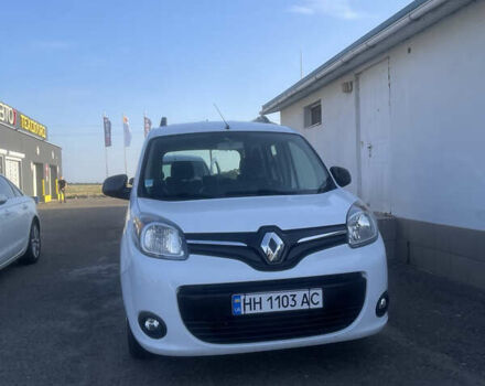 Белый Рено Кенгу, объемом двигателя 1.46 л и пробегом 170 тыс. км за 12700 $, фото 1 на Automoto.ua