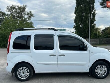 Белый Рено Кенгу, объемом двигателя 1.5 л и пробегом 140 тыс. км за 8350 $, фото 1 на Automoto.ua