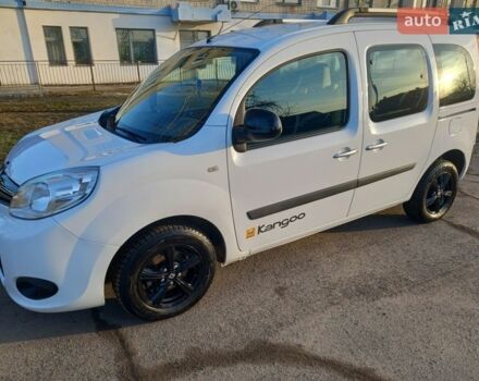 Білий Рено Кєнгу, об'ємом двигуна 1.5 л та пробігом 218 тис. км за 8999 $, фото 1 на Automoto.ua