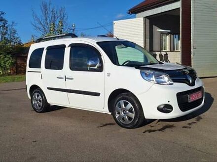 Рено Кєнгу 2014 у Новоархангельске на Automoto.ua Білий Рено Кєнгу, об'ємом двигуна 1.5 л та пробігом 64 тис. км за 12500 $, фото 1 на Automoto.ua