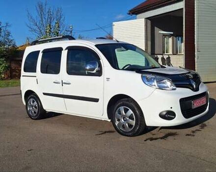 Рено Кенгу 2014 в Новоархангельске на Automoto.ua Белый Рено Кенгу, объемом двигателя 1.5 л и пробегом 64 тыс. км за 12500 $, фото 1 на Automoto.ua