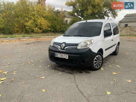 Рено Кенгу 2015 в Новой Одессе на Automoto.ua Белый Рено Кенгу, объемом двигателя 1.5 л и пробегом 250 тыс. км за 8000 $, фото 1 на Automoto.ua