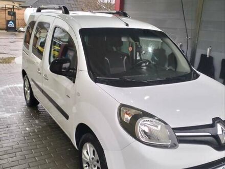 Белый Рено Кенгу, объемом двигателя 1.5 л и пробегом 244 тыс. км за 11200 $, фото 1 на Automoto.ua