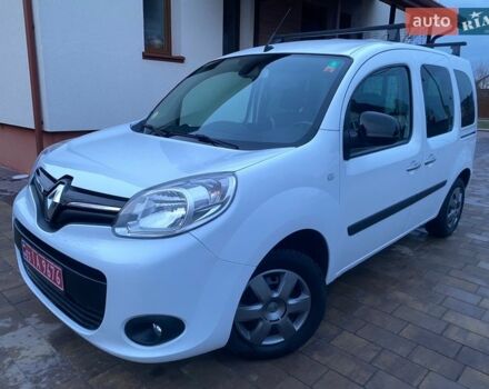 Белый Рено Кенгу, объемом двигателя 1.5 л и пробегом 240 тыс. км за 10900 $, фото 1 на Automoto.ua