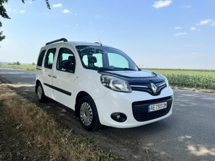 Рено Кенгу 2016 в Днепре (Днепропетровске) на Automoto.ua Белый Рено Кенгу, объемом двигателя 1.5 л и пробегом 240 тыс. км за 10500 $, фото 1 на Automoto.ua