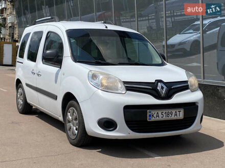Рено Кенгу 2016 в Киеве на Automoto.ua Белый Рено Кенгу, объемом двигателя 1.5 л и пробегом 340 тыс. км за 8700 $, фото 1 на Automoto.ua