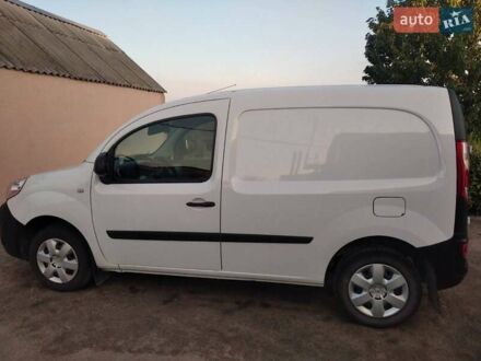 Білий Рено Кєнгу, об'ємом двигуна 1.46 л та пробігом 131 тис. км за 9000 $, фото 1 на Automoto.ua