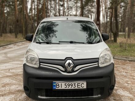 Рено Кєнгу 2016 у Новомосковске на Automoto.ua Білий Рено Кєнгу, об'ємом двигуна 0 л та пробігом 177 тис. км за 9500 $, фото 1 на Automoto.ua