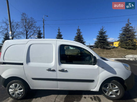 Белый Рено Кенгу, объемом двигателя 1.46 л и пробегом 315 тыс. км за 7700 $, фото 1 на Automoto.ua