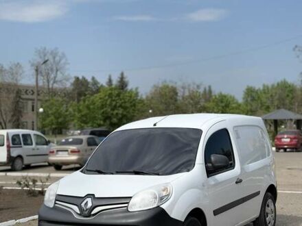Рено Кєнгу 2017 у Миколаєві на Automoto.ua Білий Рено Кєнгу, об'ємом двигуна 1.5 л та пробігом 218 тис. км за 7000 $, фото 1 на Automoto.ua