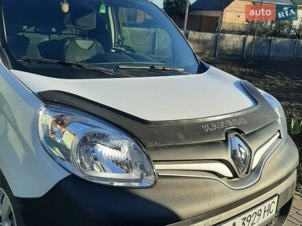 Белый Рено Кенгу, объемом двигателя 1.46 л и пробегом 295 тыс. км за 9600 $, фото 1 на Automoto.ua