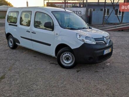 Белый Рено Кенгу, объемом двигателя 1.5 л и пробегом 140 тыс. км за 10000 $, фото 1 на Automoto.ua