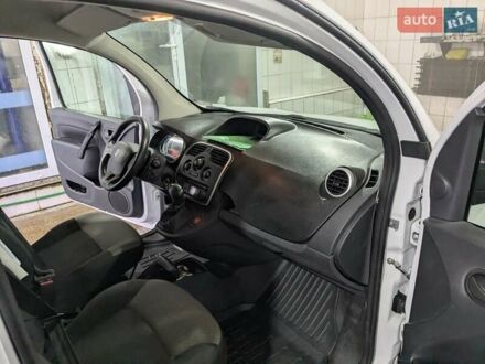 Белый Рено Кенгу, объемом двигателя 0 л и пробегом 52 тыс. км за 8750 $, фото 1 на Automoto.ua