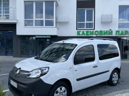 Рено Кєнгу 2019 у Трускавце на Automoto.ua Білий Рено Кєнгу, об'ємом двигуна 0 л та пробігом 35 тис. км за 10800 $, фото 1 на Automoto.ua