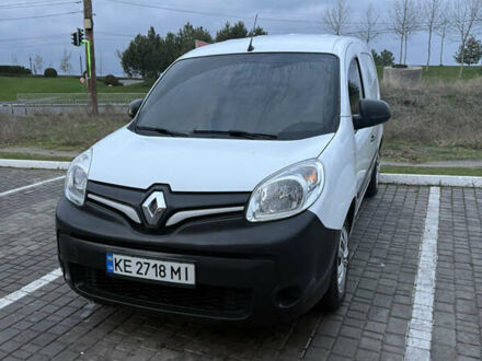 Белый Рено Кенгу, объемом двигателя 1.46 л и пробегом 253 тыс. км за 12500 $, фото 1 на Automoto.ua