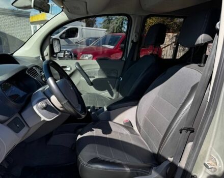 Бежевый Рено Кенгу, объемом двигателя 1.6 л и пробегом 190 тыс. км за 7400 $, фото 6 на Automoto.ua