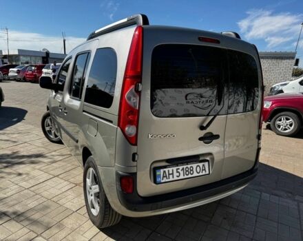 Бежевый Рено Кенгу, объемом двигателя 1.6 л и пробегом 190 тыс. км за 7400 $, фото 2 на Automoto.ua