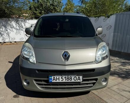 Бежевый Рено Кенгу, объемом двигателя 1.6 л и пробегом 190 тыс. км за 7400 $, фото 4 на Automoto.ua