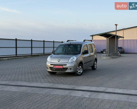 Бежевый Рено Кенгу, объемом двигателя 1.5 л и пробегом 253 тыс. км за 7800 $, фото 18 на Automoto.ua
