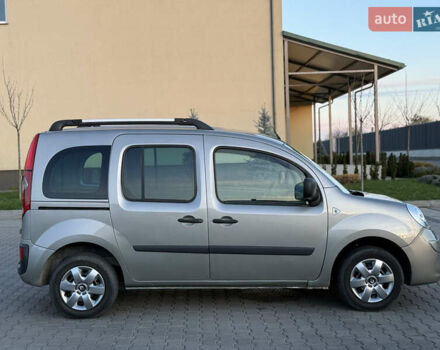 Бежевый Рено Кенгу, объемом двигателя 1.5 л и пробегом 253 тыс. км за 7800 $, фото 3 на Automoto.ua