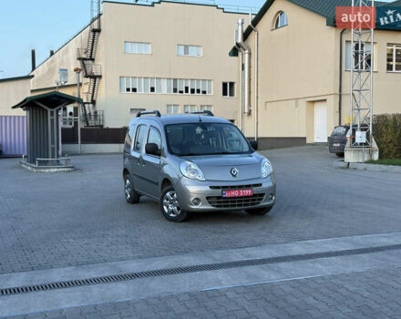 Бежевый Рено Кенгу, объемом двигателя 1.5 л и пробегом 253 тыс. км за 7800 $, фото 21 на Automoto.ua