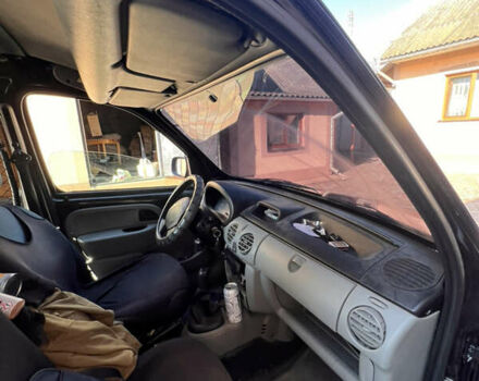 Рено Кенгу 2008 в Новоселица на Automoto.ua Черный Рено Кенгу, объемом двигателя 1.46 л и пробегом 318 тыс. км за 3000 $, фото 6 на Automoto.ua