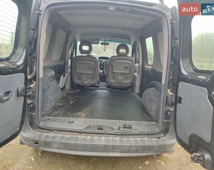 Черный Рено Кенгу, объемом двигателя 1.46 л и пробегом 262 тыс. км за 3800 $, фото 6 на Automoto.ua