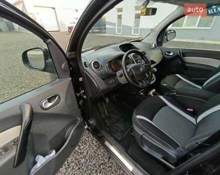 Чорний Рено Кєнгу, об'ємом двигуна 1.5 л та пробігом 219 тис. км за 12898 $, фото 26 на Automoto.ua