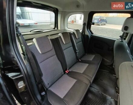 Чорний Рено Кєнгу, об'ємом двигуна 1.5 л та пробігом 219 тис. км за 12898 $, фото 37 на Automoto.ua