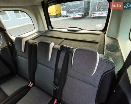 Чорний Рено Кєнгу, об'ємом двигуна 1.5 л та пробігом 219 тис. км за 12898 $, фото 43 на Automoto.ua