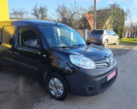 Черный Рено Кенгу, объемом двигателя 0 л и пробегом 187 тыс. км за 10900 $, фото 5 на Automoto.ua