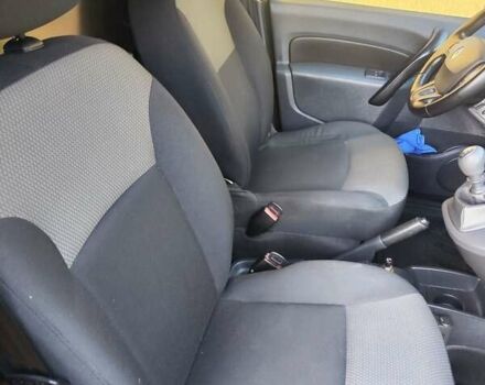 Черный Рено Кенгу, объемом двигателя 0 л и пробегом 187 тыс. км за 10900 $, фото 18 на Automoto.ua