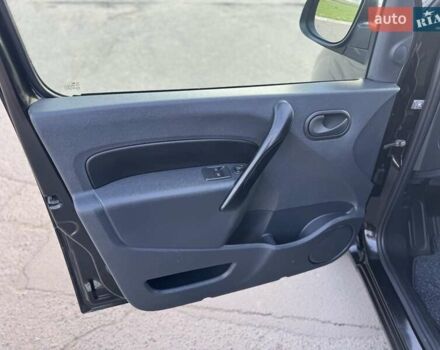 Рено Кенгу 2018 в Дубно на Automoto.ua Черный Рено Кенгу, объемом двигателя 1.5 л и пробегом 263 тыс. км за 11500 $, фото 18 на Automoto.ua