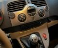 Черный Рено Кенгу, объемом двигателя 1.5 л и пробегом 300 тыс. км за 9250 $, фото 10 на Automoto.ua