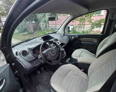 Черный Рено Кенгу, объемом двигателя 1.6 л и пробегом 211 тыс. км за 8600 $, фото 15 на Automoto.ua