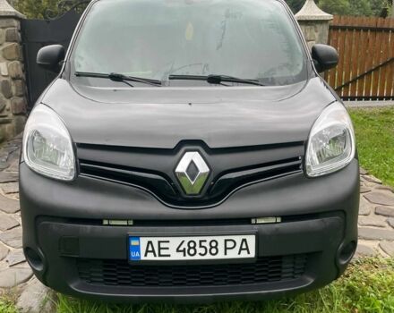 Черный Рено Кенгу, объемом двигателя 1.5 л и пробегом 270 тыс. км за 11600 $, фото 1 на Automoto.ua