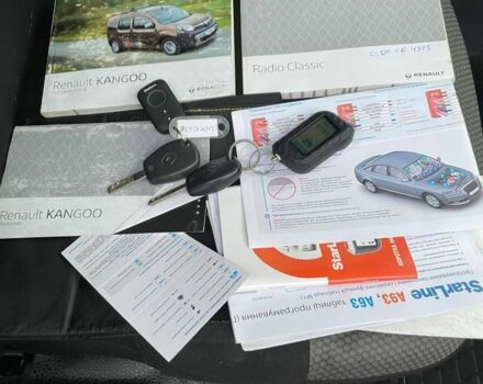 Черный Рено Кенгу, объемом двигателя 1.5 л и пробегом 270 тыс. км за 11600 $, фото 6 на Automoto.ua