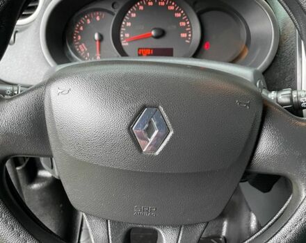 Черный Рено Кенгу, объемом двигателя 1.5 л и пробегом 270 тыс. км за 11600 $, фото 5 на Automoto.ua