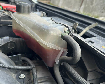 Черный Рено Кенгу, объемом двигателя 1.6 л и пробегом 190 тыс. км за 7199 $, фото 29 на Automoto.ua