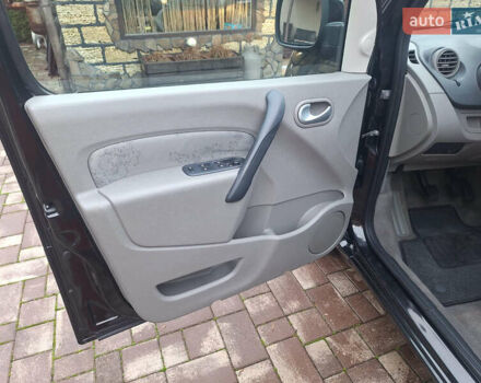 Чорний Рено Кєнгу, об'ємом двигуна 1.6 л та пробігом 152 тис. км за 7300 $, фото 20 на Automoto.ua