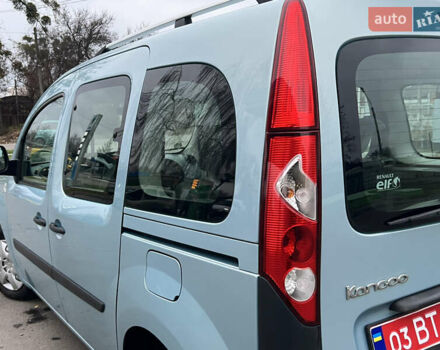 Черный Рено Кенгу, объемом двигателя 1.5 л и пробегом 170 тыс. км за 6700 $, фото 19 на Automoto.ua