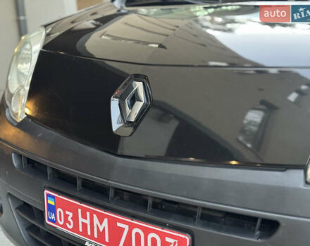Чорний Рено Кєнгу, об'ємом двигуна 1.6 л та пробігом 190 тис. км за 7350 $, фото 3 на Automoto.ua