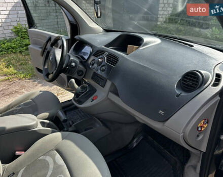 Черный Рено Кенгу, объемом двигателя 1.46 л и пробегом 327 тыс. км за 7300 $, фото 18 на Automoto.ua