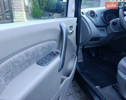 Чорний Рено Кєнгу, об'ємом двигуна 1.6 л та пробігом 245 тис. км за 7500 $, фото 26 на Automoto.ua