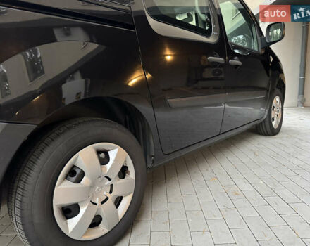 Чорний Рено Кєнгу, об'ємом двигуна 1.6 л та пробігом 190 тис. км за 7350 $, фото 14 на Automoto.ua