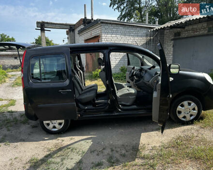 Черный Рено Кенгу, объемом двигателя 1.46 л и пробегом 327 тыс. км за 7300 $, фото 10 на Automoto.ua